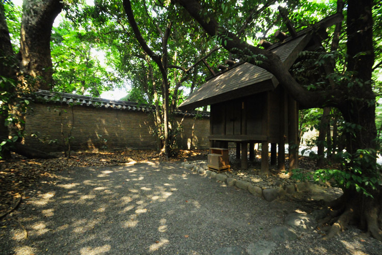 熱田神宮・信長塀・大幸田神社