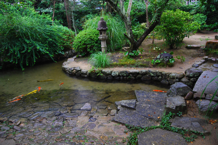 旧湯川家屋敷・庭園