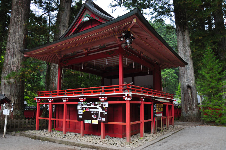 日光二荒山神社・神楽殿