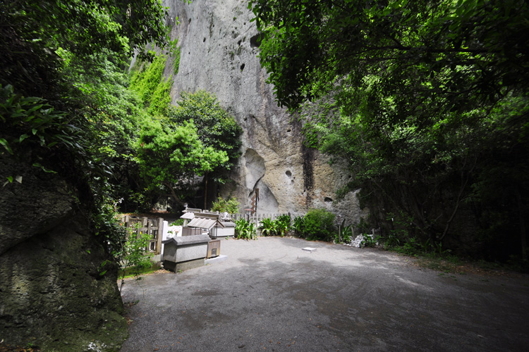 伊勢路・花の窟