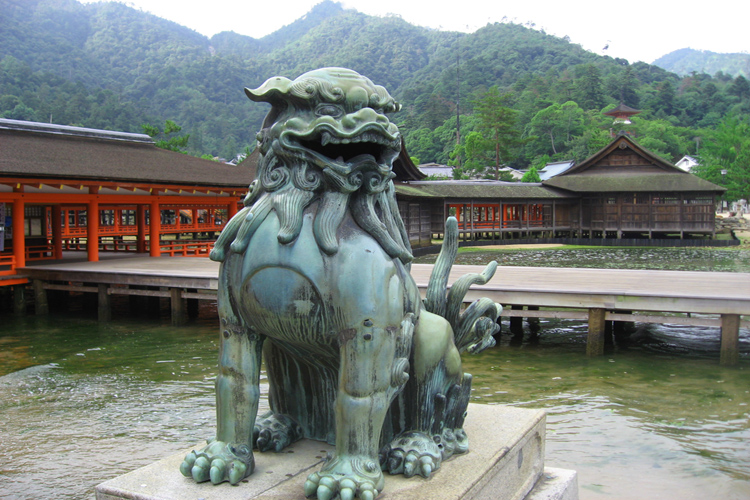 厳島神社・西廻廊