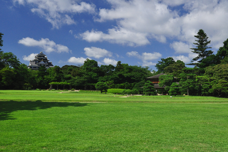 後楽園・岡山城と流店