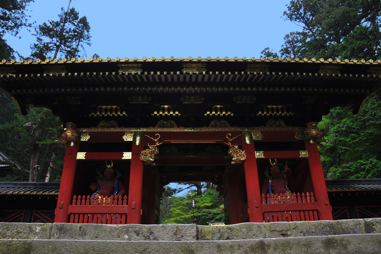 日光・輪王寺・大猷院・仁王門