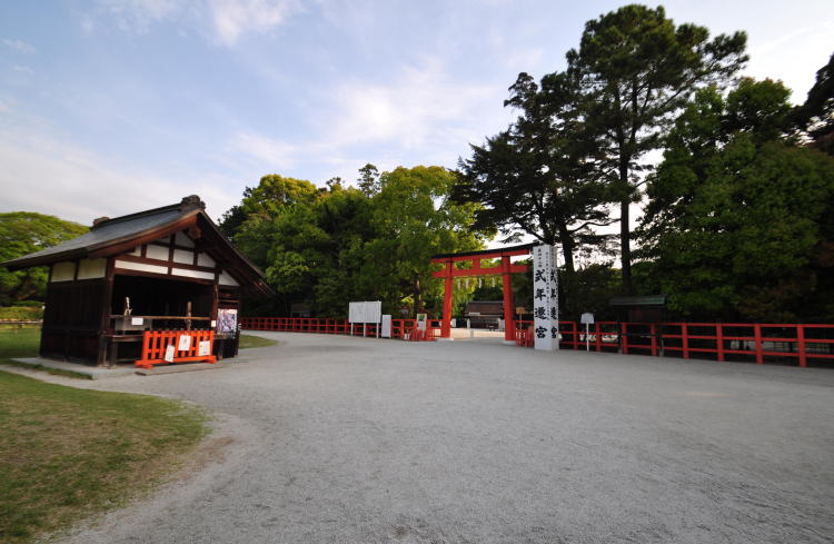 上賀茂神社・神馬舎