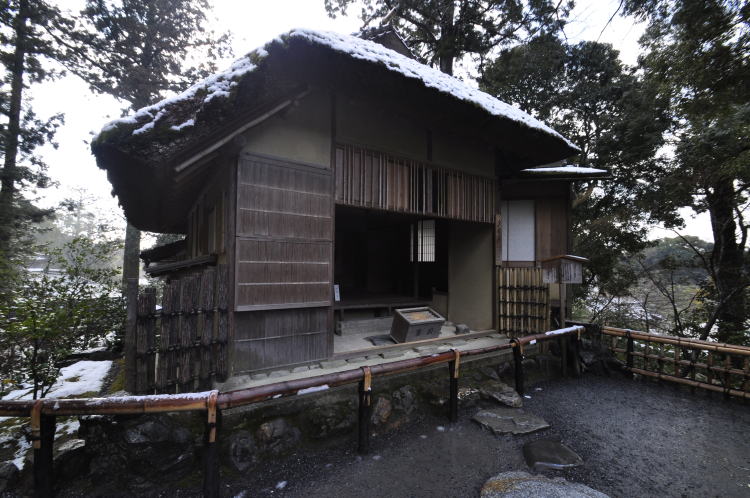 金閣寺・夕佳亭