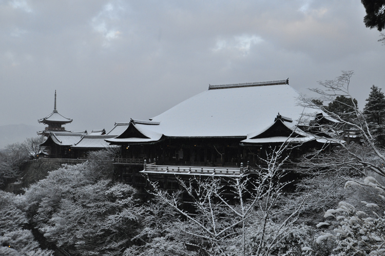 清水寺・本堂と伽藍