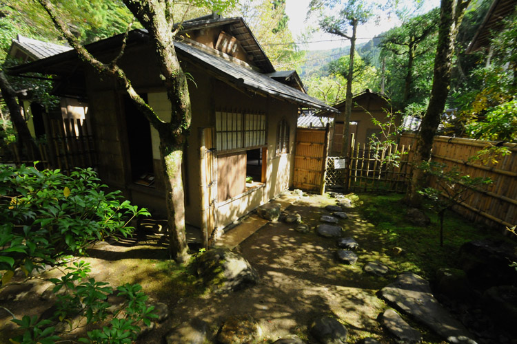 遺香庵