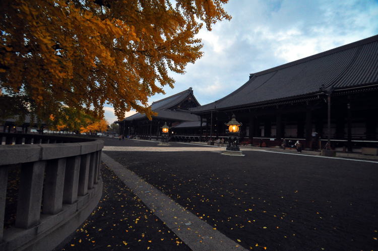 西本願寺・境内