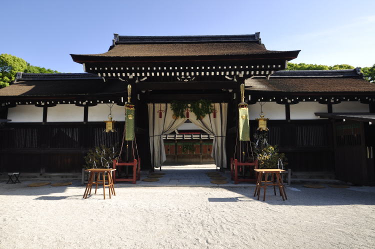 下鴨神社・本社殿の門