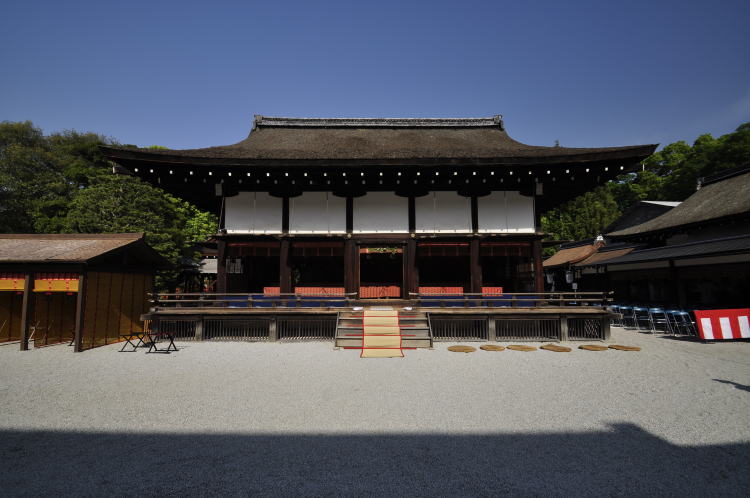 下鴨神社・神服殿