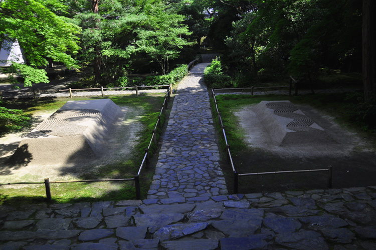 京都・哲学の道・法然院