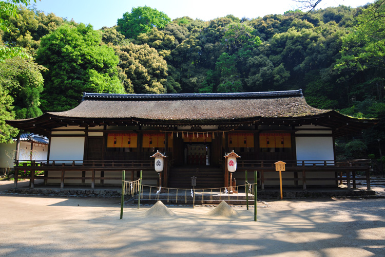 国宝・宇治上神社・拝殿