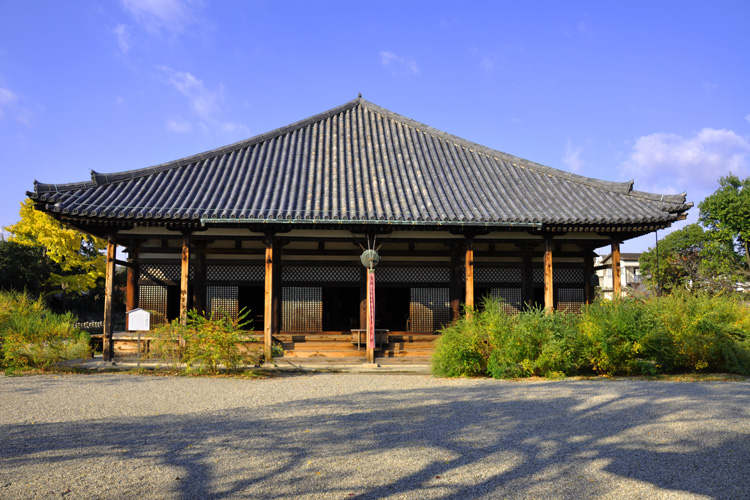 元興寺・極楽堂