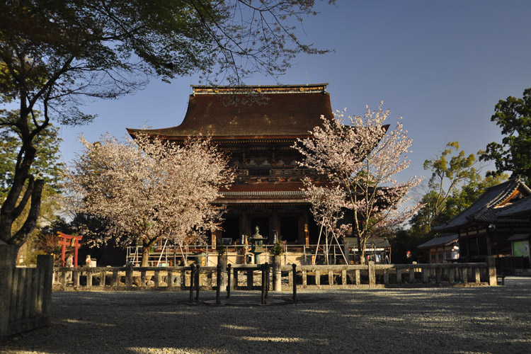 金峯山寺本堂・蔵王堂