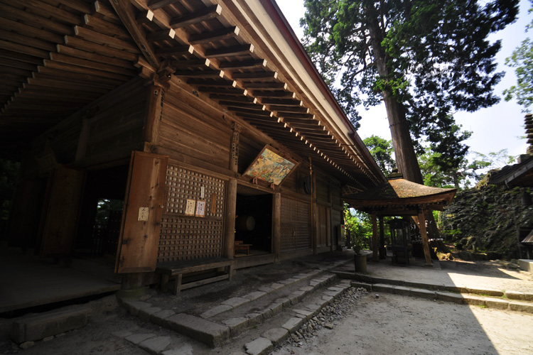 室生寺・常燈堂(位牌堂)