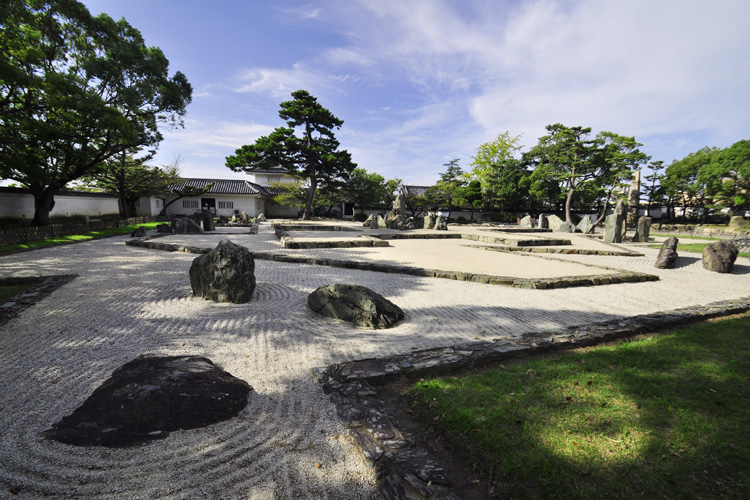 岸和田城・八陣の庭