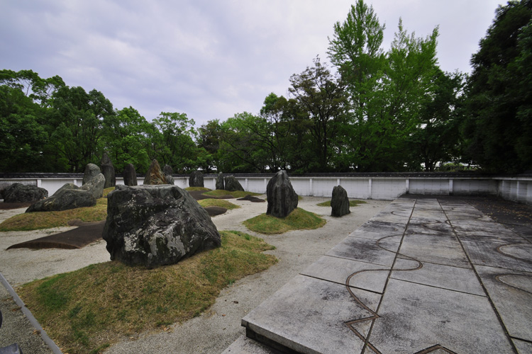 豊国神社・秀石庭