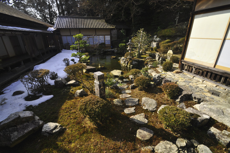 西教寺・客殿庭園