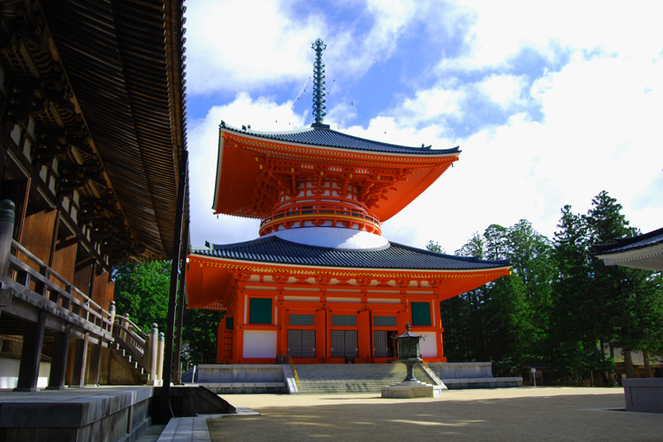 金剛峯寺・根本大塔